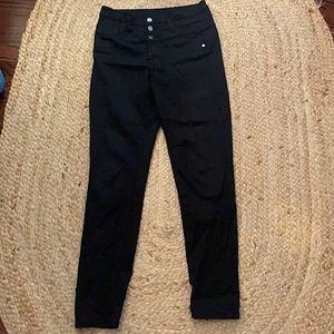 Xhilaration, black skinny pants. size 6